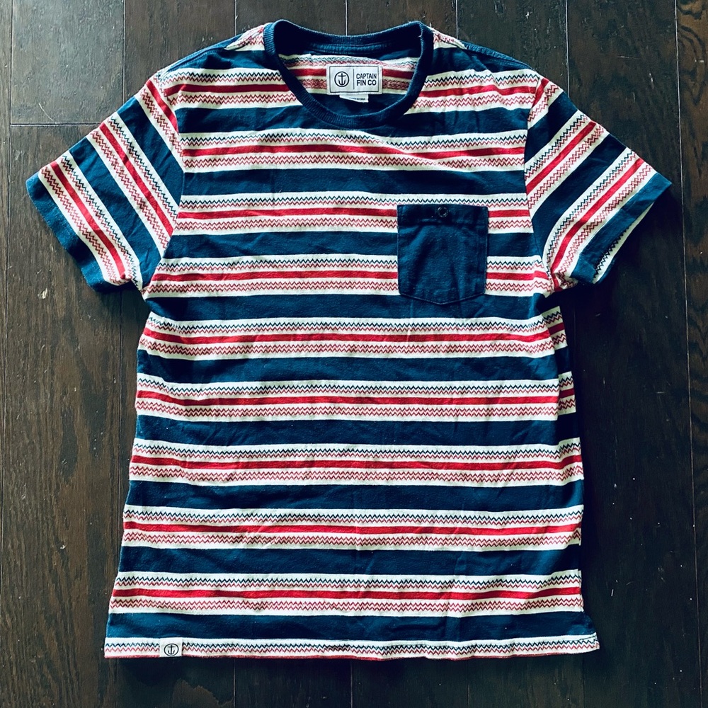 Captain Fin Co Tee